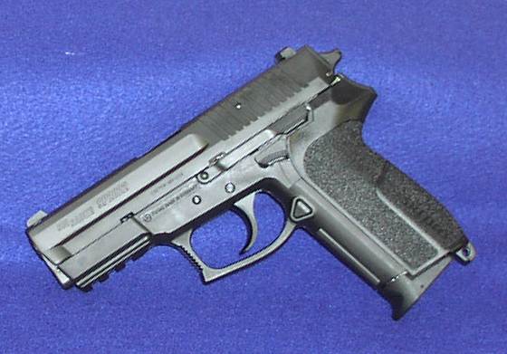 Sig Sauer 2022 40SW 12RD Night Sights